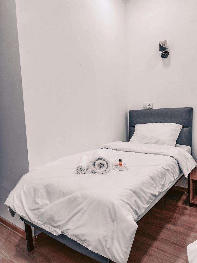 Apple Cozy Hotel Тбилиси Экстерьер фото