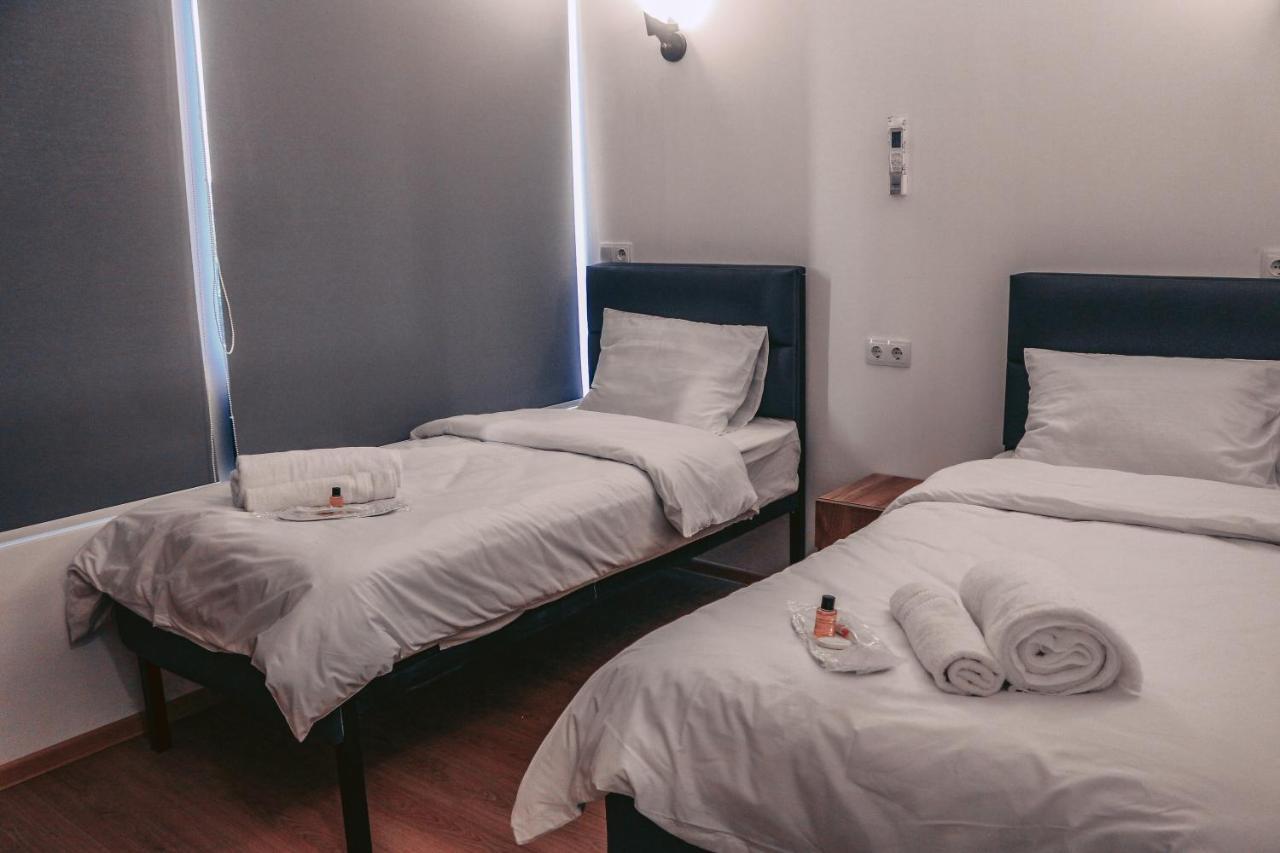 Apple Cozy Hotel Тбилиси Экстерьер фото