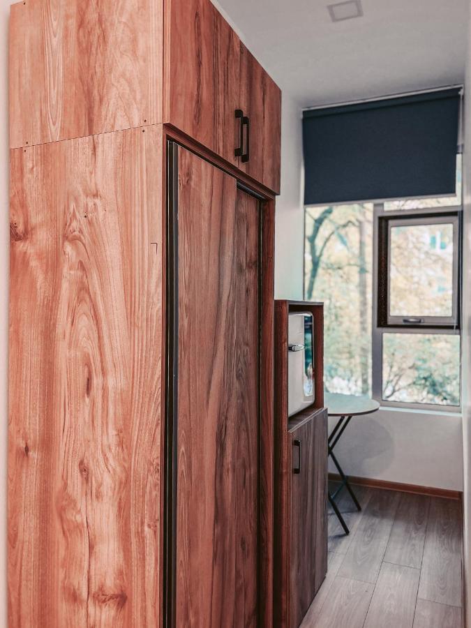 Apple Cozy Hotel Тбилиси Экстерьер фото