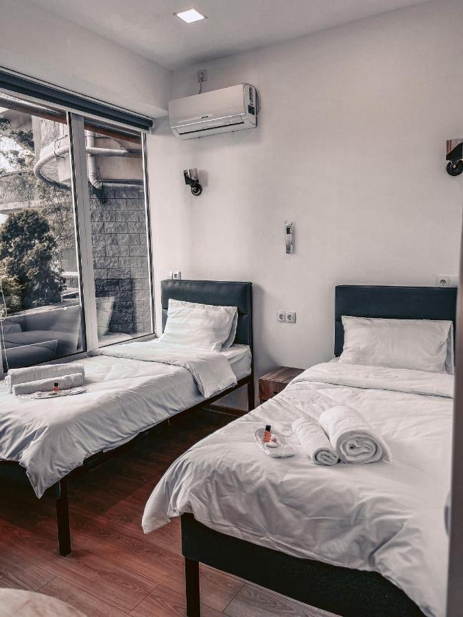 Apple Cozy Hotel Тбилиси Экстерьер фото