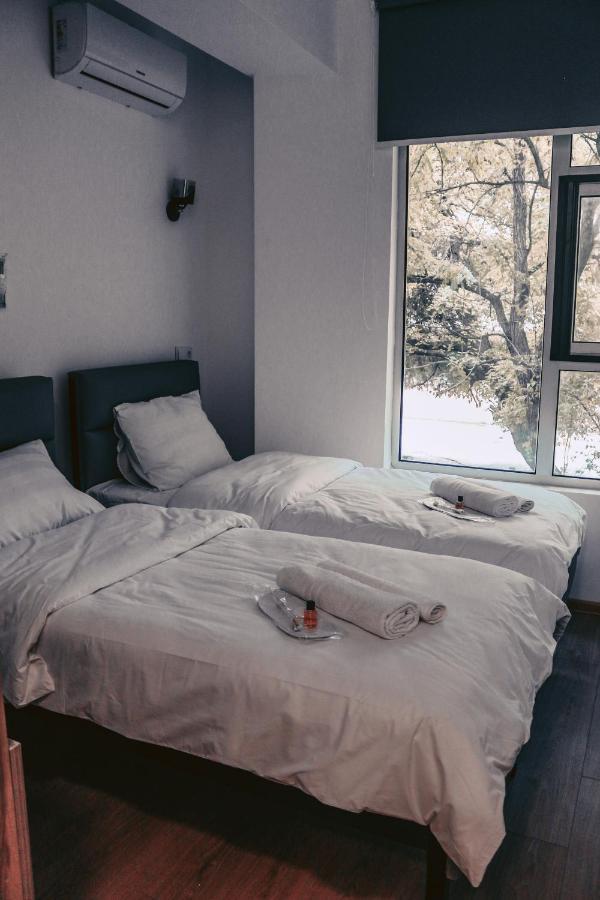 Apple Cozy Hotel Тбилиси Экстерьер фото