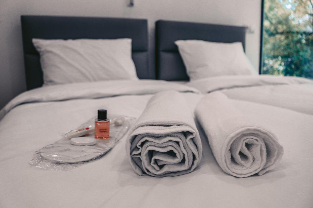 Apple Cozy Hotel Тбилиси Экстерьер фото